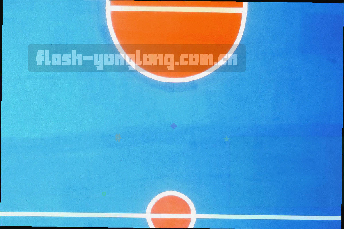 桌面俯拍，笔记本与待整理的文件清单，无人物面孔与可辨识文字